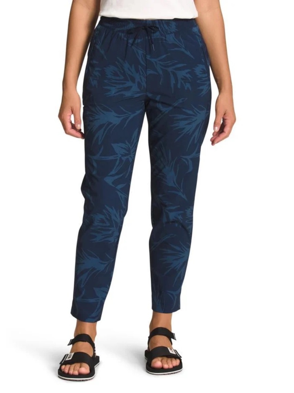The North Face Never Stop Wearing Pants Women’s Small Navy Tropical Print